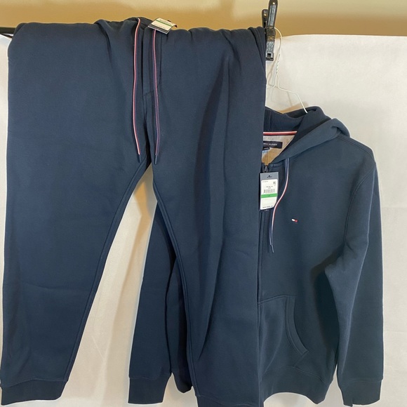 tommy hilfiger men sweatsuit